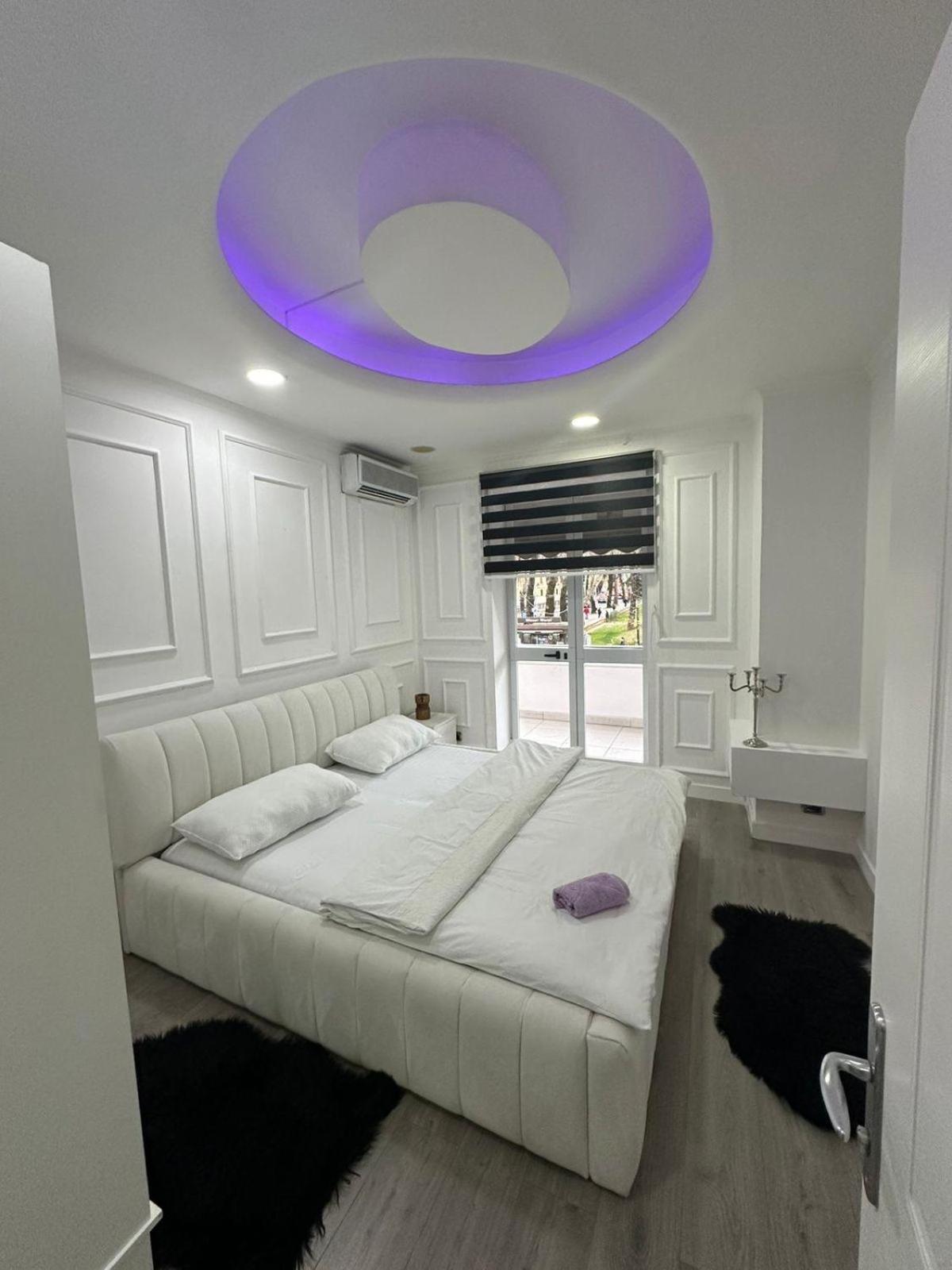 Park View Central Apartment Tirana Exteriör bild
